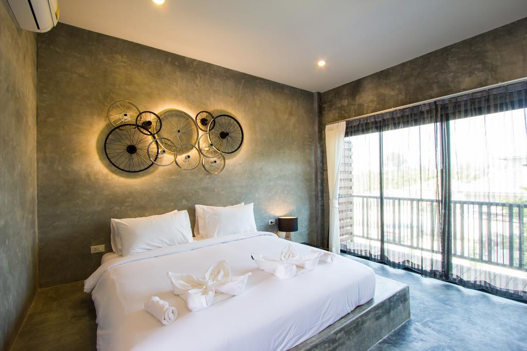 The Bike Loft Family Hostel Hua Hin Exterior photo